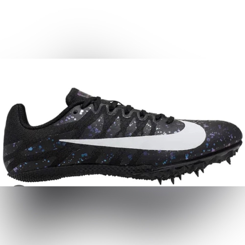 Nike women’s sprinting spikes. In great condition.